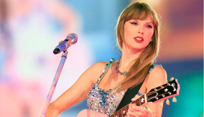 নিজের কণ্ঠ ও ছবি ট্রেডমার্ক করছেন টেইলর সুইফট